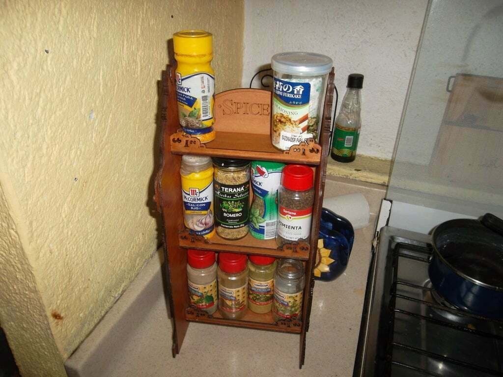 Трёхъярусная полка для специй