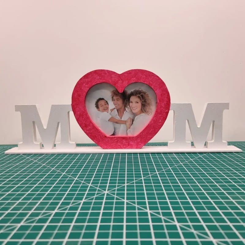 Рамка с надписью Mom
